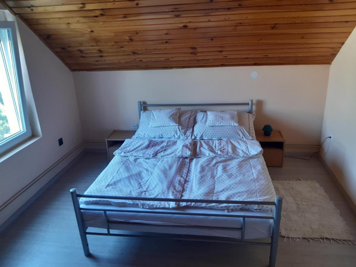 Toldi Apartman Hotel Keszthely Eksteriør billede