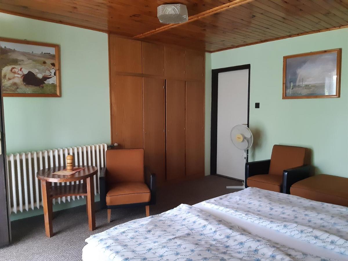 Toldi Apartman Hotel Keszthely Eksteriør billede